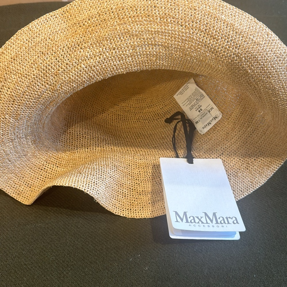 MaxMara natural straw hat; new